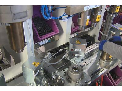 BMW i8 混動變速箱壓裝